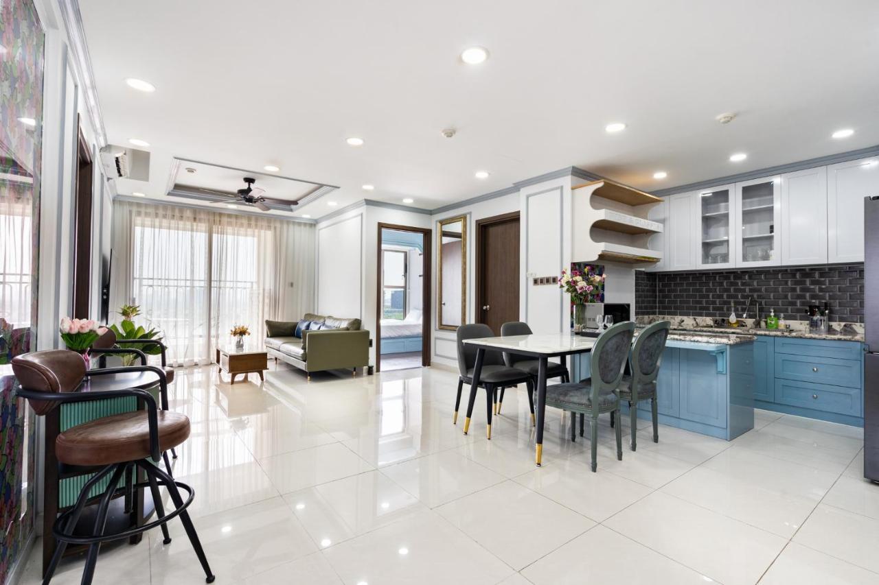 123 In Saigon Royal With Panorama View Ho Chi Minh City